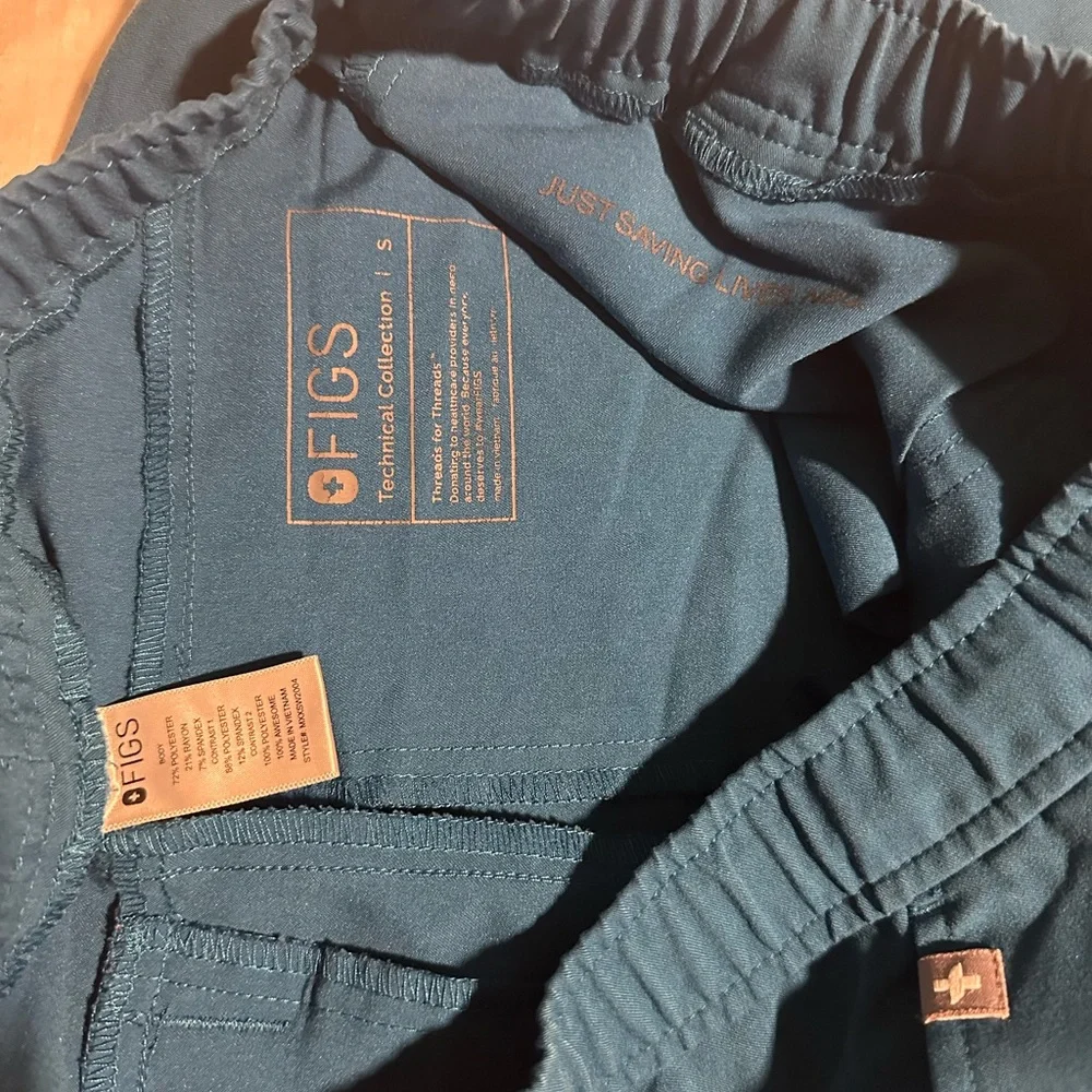 Figs Teal Scrub Mens joggers Set size top XS pants S